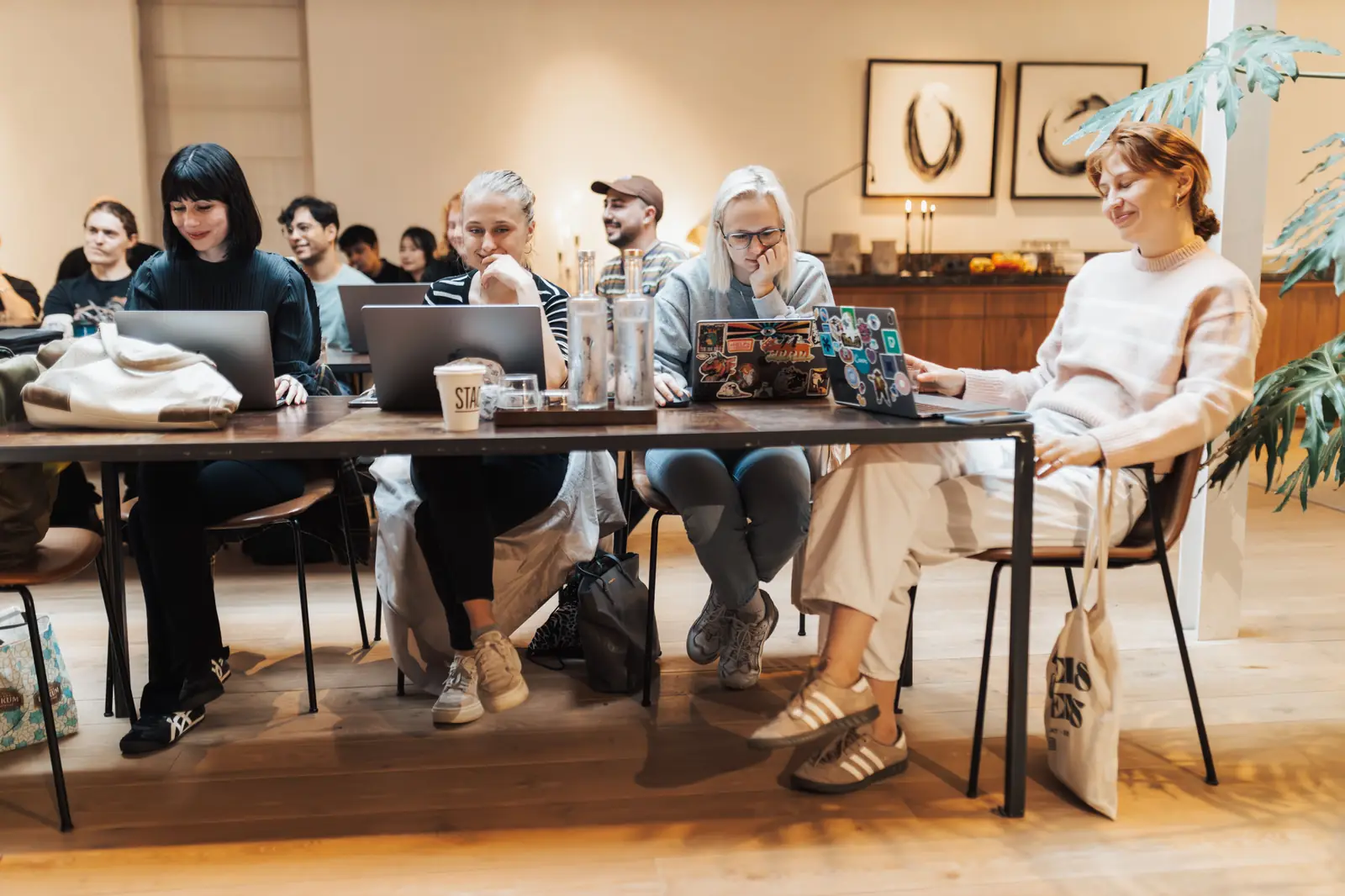 The café and lab concept
